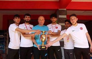 İnandılar, azmettiler, Türkiye Bowling Şampiyonu...