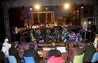 İranlıların kurduğu ‘Grup Sema’ Van’da sahne...