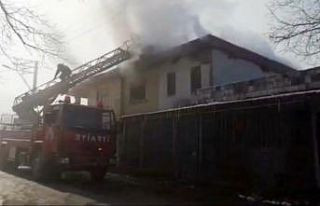 İtfaiyenin zamanında müdahalesi evi küle dönmekten...