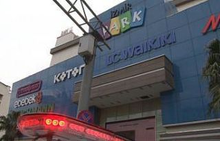 İzmir Park AVM’de korkutan yangın