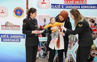 Jandarma kadınları yalnız bırakmadı