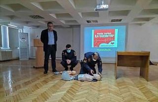 Jandarma trafik ve asayiş timlerine ilk yardım eğitimi