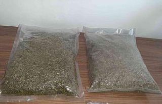 Jandarmadan uyuşturucu operasyonu: 2 kiloya yakın...