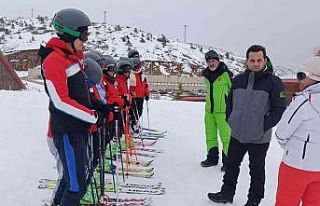 Kabadüzlü öğrenciler, Kayak yarışmalarında...