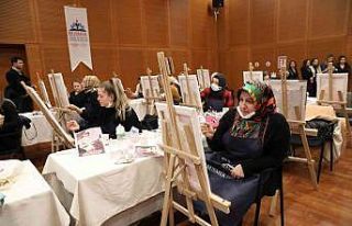Kadınlar, günlerini üreterek kutladı