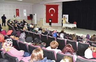 Kadınlara ev kazaları anlatıldı