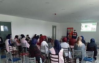 Kadınlara uyuşturucu ile mücadele eğitimi verildi