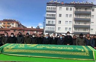 Kalp krizi sonucu vefat eden okul müdürü son yolculuğuna...