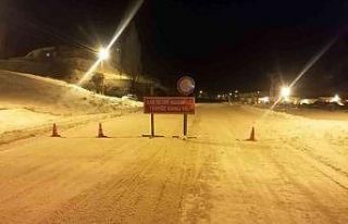 Kar sürgünü ulaşımda aksamalara neden oldu