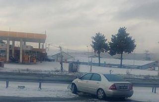 Kar yağışı D100’de kazaya sebep oldu