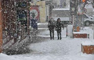 Kars’ta 3 ilçede okullar tatil edildi