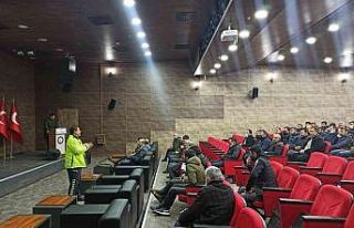 Kars’ta sürücülere öfke kontrolü anlatıldı