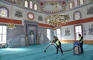 Kartepe camileri Ramazan’a hazır