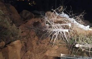 Kastamonu’da kar suları heyelana sebep oldu