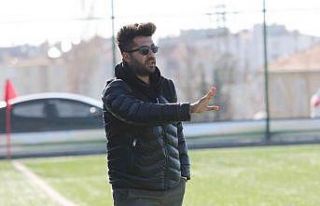 Kayseri Yolspor Antrenörü Eren Çalapverdi: "Hedef...