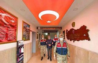 Kesinleşmiş hapis cezası bulunan ‘firari’ terör...