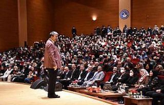 Kestel’de Hayati İnanç’a büyük ilgi