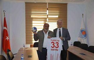 Kılıç: "Hentbolun geleceği için ortak çalışmalıyız"