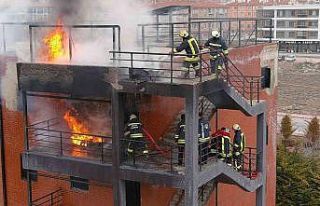 Konya Büyükşehir itfaiyesi farklı ülkelerden...