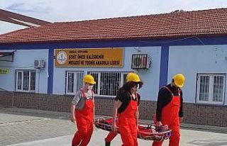 Köyceğiz’de gerçekleştirilen deprem tatbikatı...