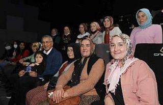 Köylü kadınlara sinema sürprizi