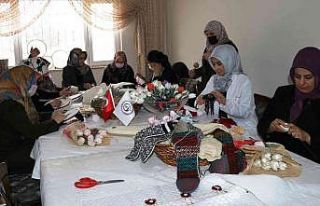 Koyun yünleri kadınların eliyle değerleniyor