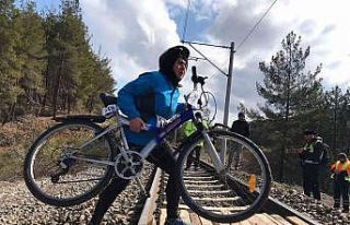 Kros Duatlon Türkiye Şampiyonası Dursunbey’de...