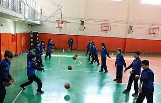 Küçükçekmece’de 7’den 70’e ücretsiz spor...