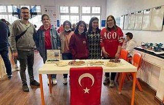 Kulalı öğrenci ve öğretmenler Portekiz’de