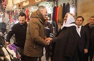 Kuş, esnaf ve vatandaşlarla biraya geldi