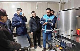 Kütahya’da arıcılık ürünlerinin işlenmesi...