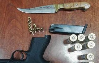 Kütahya’da “dur” ihtarına uymayan araçta...