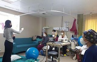 Kütahya’da ebelere hizmet içi eğitim