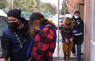 Kütahya’da hırsızlık zanlısı iki kadın tutuklandı