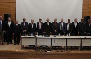 Kütahya’da “Namazla Diriliş” konulu panel