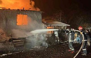 Kütahya’da şehit ailesinin evi yandı