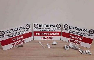 Kütahya’da uyuşturucu operasyonu: 3 gözaltı