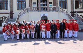 Manisa Bando Takımı ilk kez resmi törende görev...