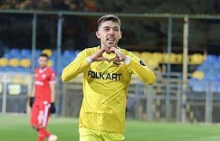 Menemenspor çıkışa geçti