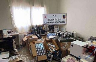Mersin’de kaçak sigara imalathanesine operasyon:...