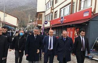 MHP’den Olur’a yoğun katılımlı çıkarma