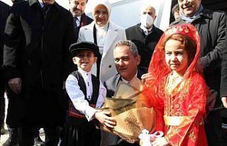 Milli Eğitim Bakanı Özer, Elazığ’da kütüphanenin...