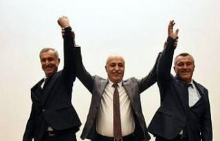 Muhtarlar derneğinde yeni başkan Enver Zengin