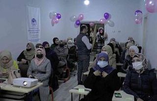 Mülteci kadınlara ’uyum’ eğitimi
