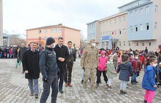 Muradiye’de ‘Deprem Anı ve Tahliye Tatbikatı’...
