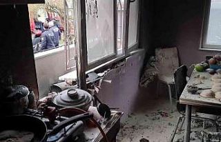 Mutfak tüpü patladı, ev alev alev yandı: 4 yaralı