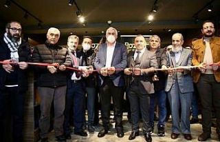 Müzikli hoşaflı açılış