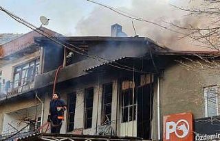 Nallıhan’da dükkan yangını