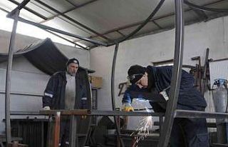 Nevşehir Belediyesi, Kent Mobilyalarını Atölyelerinde...