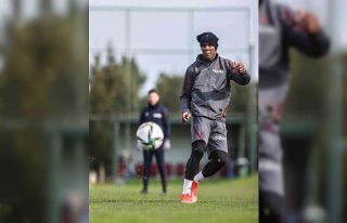 Nwakaeme, Beşiktaş’ı karşısında ilk peşinde